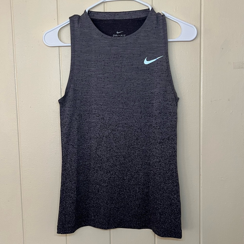 SOLD Nike Grey Dri-Fit Ombré Workout Tank Top (Gym, Running, Training) Size XS